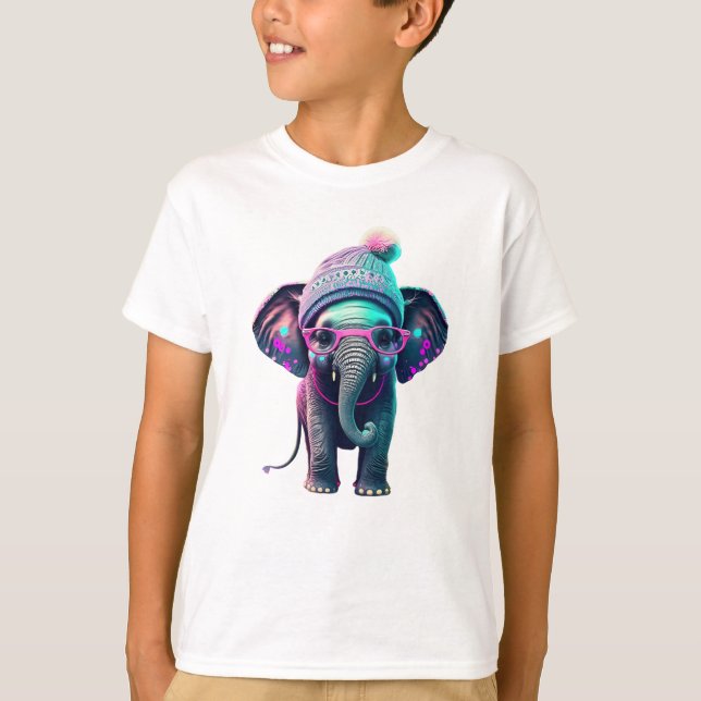 Camiseta Elefante bebé con beanie y gafas rosas (Anverso)
