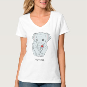 Camiseta Elefante sosteniendo un corazón y texto editable d