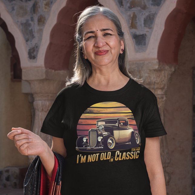 Camiseta Elegancia inmadura No soy viejo Soy clásico (Subido por el creador)