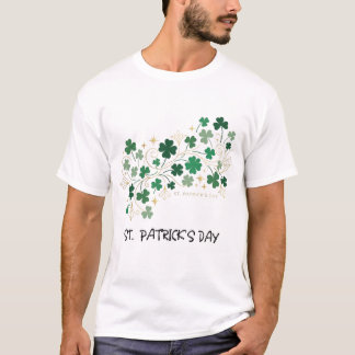 Camiseta Elegant Shamrock Floral St. Patrick’s Day Design