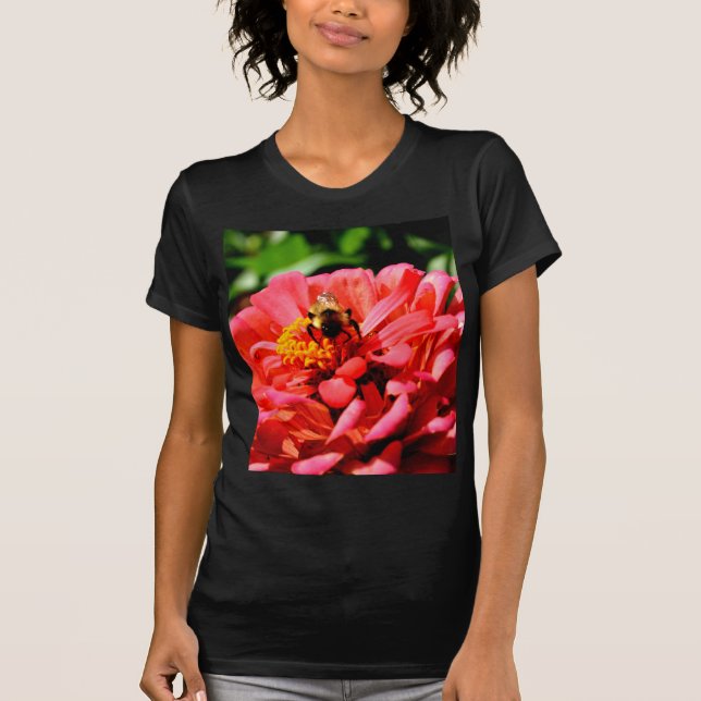 Camiseta Elegante coral rojo floral adorable abeja de burbu (Anverso)