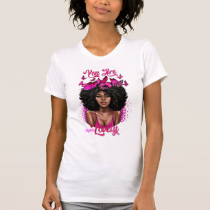 Camiseta Elegante Diva Negra Abrazando Empoderamiento y Gra