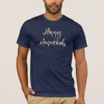 Camiseta Elegante guión gris falso plateado Feliz Hanukkah<br><div class="desc">Elegante Camisa Fiesta Hanukkah Happy Hanukkah</div>
