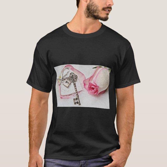 Camiseta Elegante Logo Rosa Rosa (Anverso)