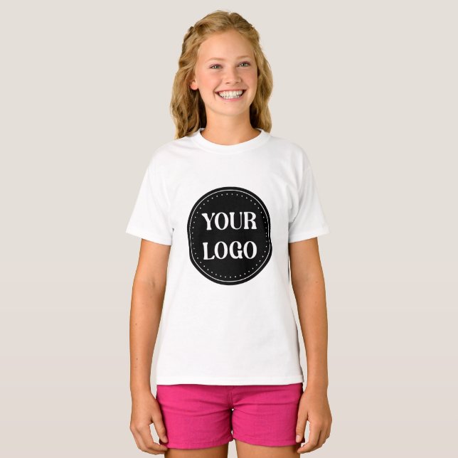 Camiseta elegante, moderno, refinado y editable. (Anverso completo)