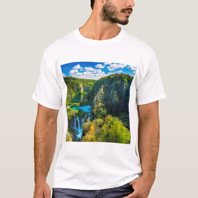 Camiseta Elegante paisaje de cascada, Croacia (Anverso)