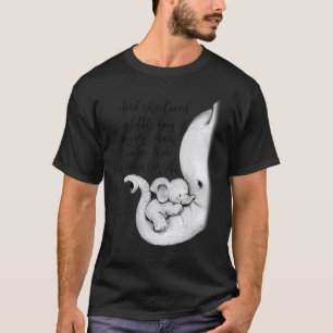 Camiseta Elephant Mom Boy Y A Ella Le Encantaba Un Pequeño 