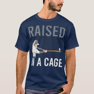 Camiseta Elevado en una jaula de béisbol