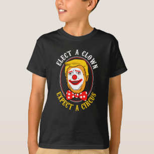 Camiseta Elija a un payaso cuentan con un regalo del circo