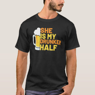 Camiseta Ella Es Mi Cerveza De Medio Amor Para Hombres Muje