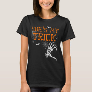 Camiseta Ella es mi truco Hes es mi gran pareja de Hallowee