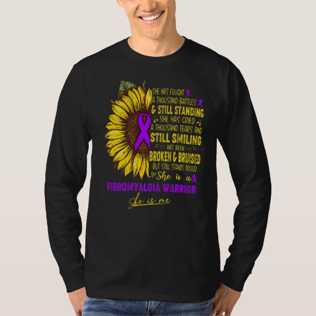Camiseta Ella Es Una Guerrera De Fibromialgia, Ella Es Yo (Anverso)