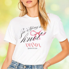 Camiseta Ella está atando el lazo Coquette Despedida de sol