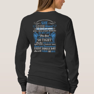 Camiseta Ella está en cada latido de mi corazón mi ángel AB