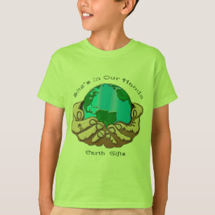 Camiseta ELLA ESTÁ EN NUESTRA Colección DE MANOS