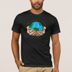 Camiseta ELLA ESTÁ EN NUESTRA Colección DE MANOS