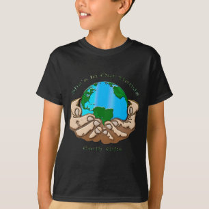 Camiseta ELLA ESTÁ EN NUESTRA Colección DE MANOS