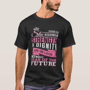 Camiseta Ella Está Vestida De Fortaleza Dignidad Proverbios