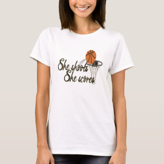 Camiseta Ella la tira… anota