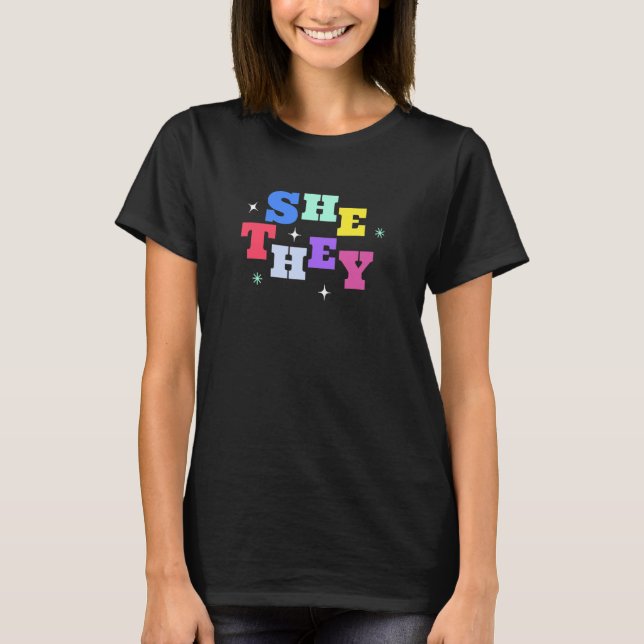 Camiseta Ella Pronounes (Anverso)