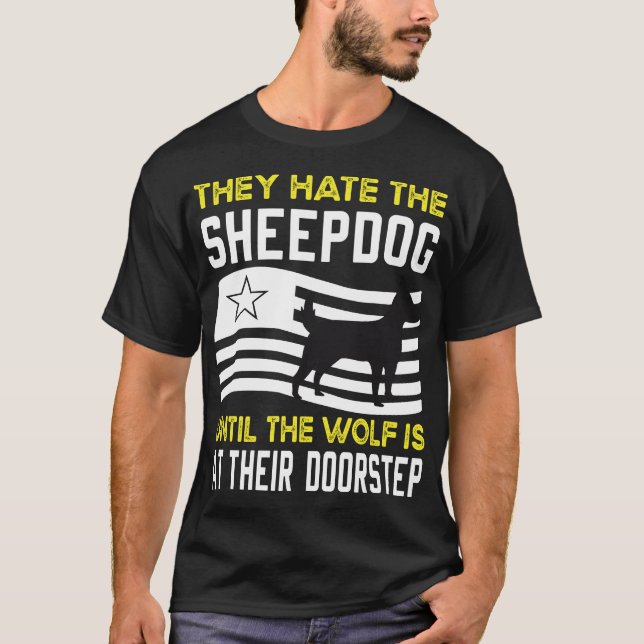 Camiseta Ellos odian al perro pastor hasta el 23966015 08 (Anverso)
