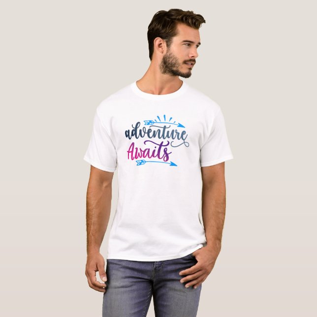 Camiseta Embarque sobre aventuras épicas: Descubra, explore (Anverso completo)