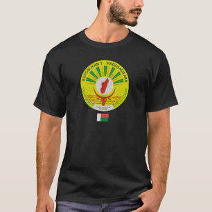Camiseta Emblema de Madagascar con detalle de la bandera