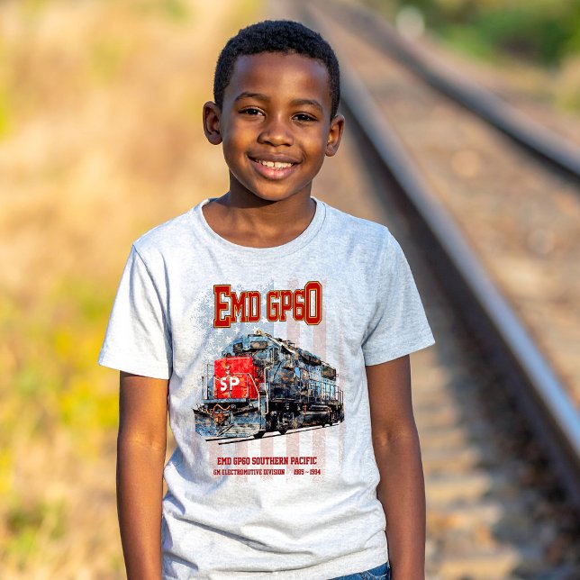 Camiseta EMD GP60 Locomotora Diesel y bandera estadounidens (EMD GP60 Diesel Locomotive of Southern Pacific. Boy Basic T-Shirt)