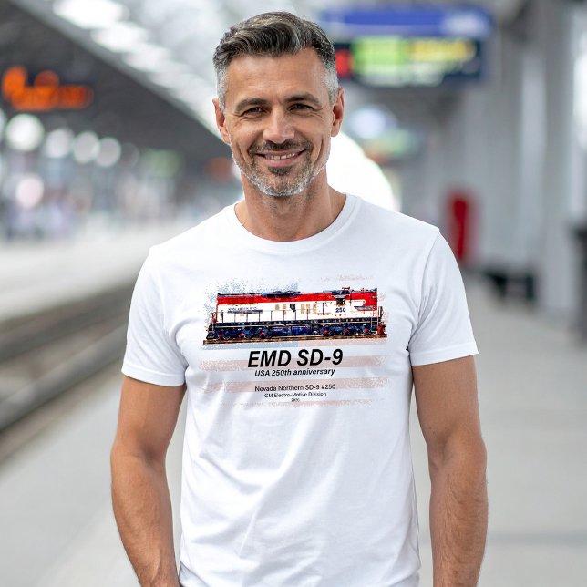 Camiseta EMD SD-9 Locomotive USA 250th Anniversary Livery (EMD SD9 USA 250th Anniversary Heritage Locomotive. Mens Basic T-Shirt)