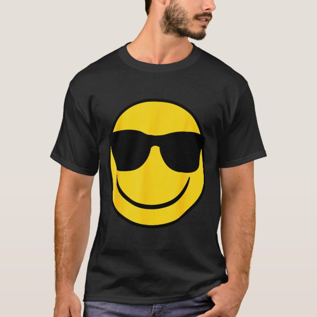 Camiseta Emoji Retro Sungles Yellow Smile Face  (Anverso)