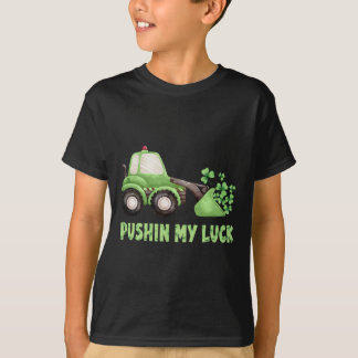 Camiseta Empujando Mi Suerte Trébol Día de San Patricios Ni