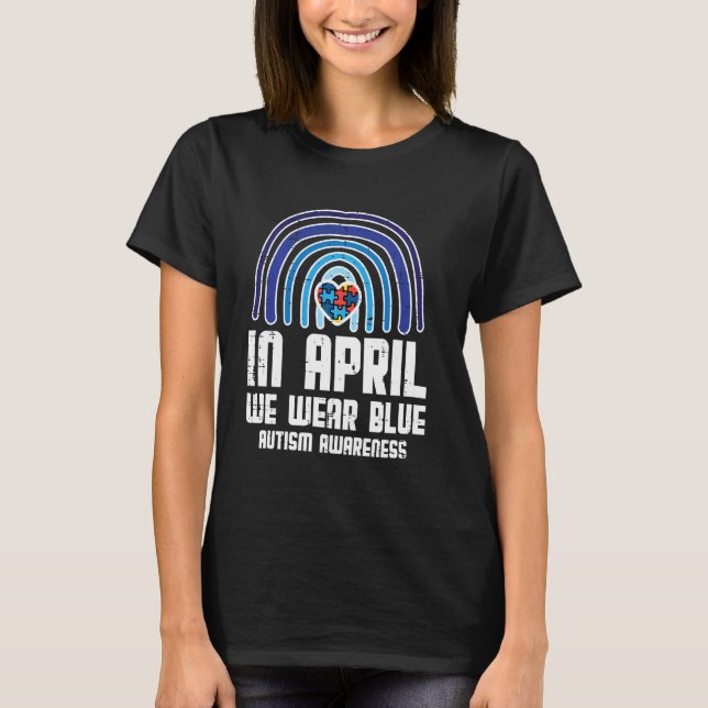 Camiseta En abril llevamos corazón de arcoíris azul Concien (Anverso)