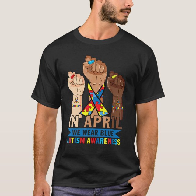 Camiseta En Abril Usamos Un Mes De Concienciación Sobre El  (Anverso)