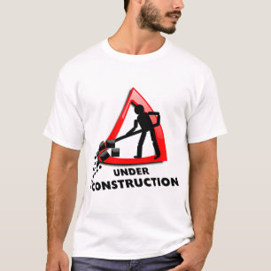 Camiseta en construcción