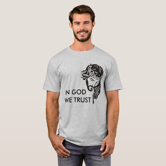 Camiseta En Dios confiamos (Anverso completo)