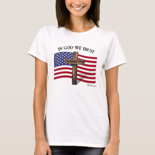 Camiseta En Dios Confiamos con bandera de EE. UU.