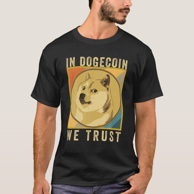 Camiseta En Dogecoin Confiamos, Crypto Dogecoin HODL Doge (Anverso)