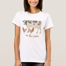 Camiseta En el campo agrícola vaca y gallinas