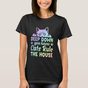 Camiseta En el fondo sabes que los gatos mandan en la casa 