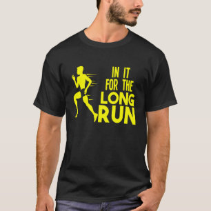 Camiseta En Ella Por El Largo Corredor De Maratón A Largo P