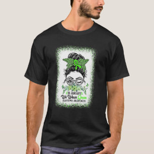 Camiseta En enero llevamos cinta verde Glaucoma Messy Bun
