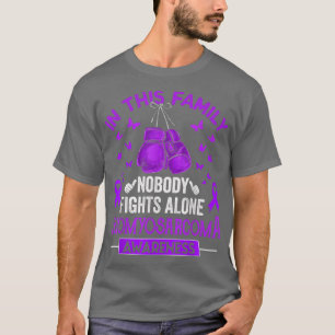 Camiseta En Esta Familia Nadie Lucha Sola Leiomyosarcoma