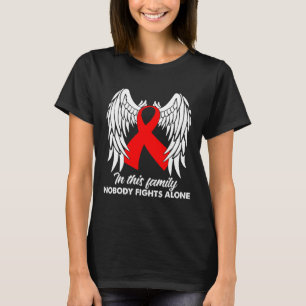 Camiseta En Esta Familia Nadie Lucha Solo Contra El Cáncer 