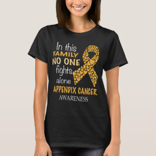 Camiseta en esta familia nadie lucha solo contra el cáncer