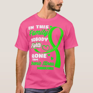 Camiseta En Esta Familia Nadie Pelea Sola Equipo Crónico Il
