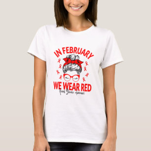 Camiseta En Febrero Usamos Un Bollo Desordenado Rojo - Enfe