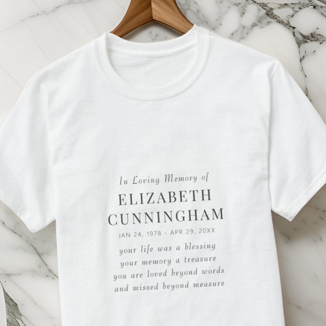 Camiseta En la memoria amorosa cita moderna y simple (Subido por el creador)