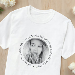 Camiseta En la memoria amorosa simple Personalizado moderna