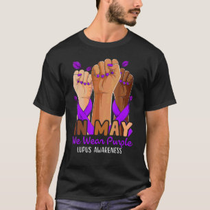 Camiseta En Mayo Usamos Conciencia De Lupus De Cinta Púrpur