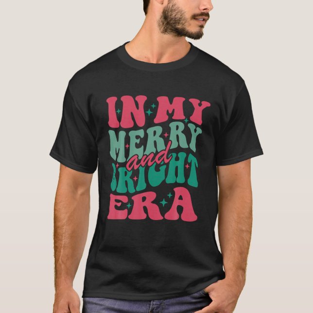 Camiseta En Mi Era Feliz Y Brillante Navidades Santa Squad  (Anverso)